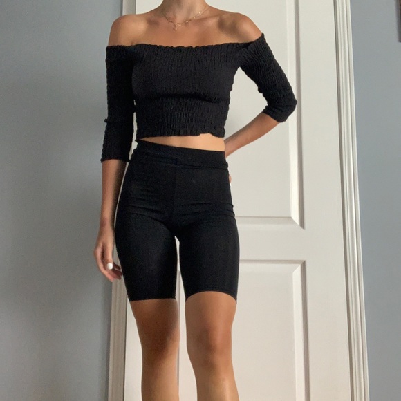 Zara off the shoulder stretchy crop - Picture 3 of 3